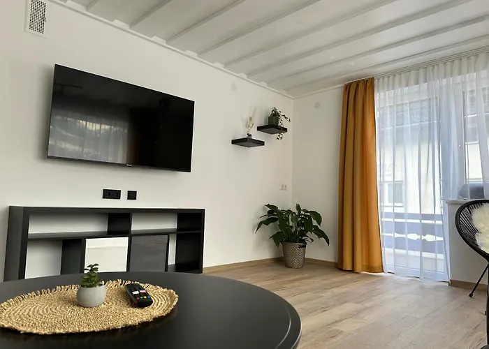 アパート Apart7 *